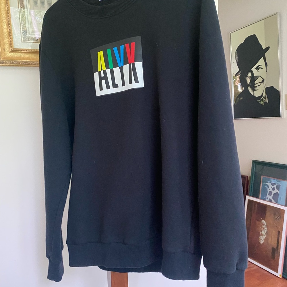 Sweater - Picture 3 of 5